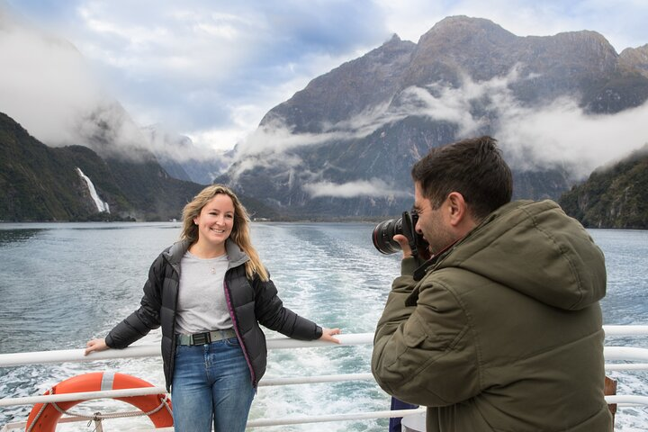 Milford Sound Day Tour with Scenic Cruise from Queenstown - Photo 1 of 8
